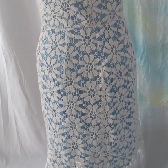 Venus removable strap dress (NWT) - Picture 12 of 16